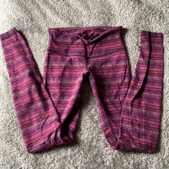 Lululemon leggings - Picture 1 of 3